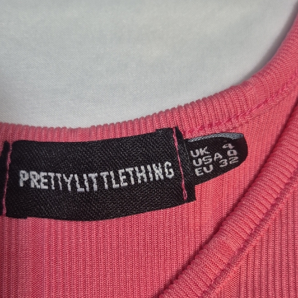 Sports Bras Victoria Secret And Tank Tops in Pink, Blue, and Black - Picture 11 of 13